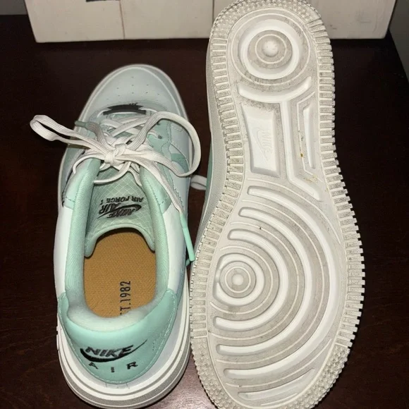 Nike AF1 Platform Air Force 1 (Womens Size 7) Shoes DX3730 300 Barely Enamel - Picture 10 of 13